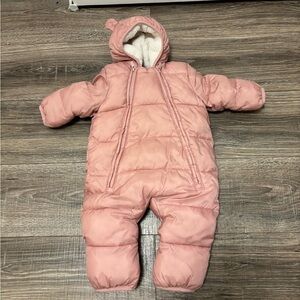 Gap Baby 100% Recycled Heavy Weight Puffer One-Piece 0-6 Months Antique Pink